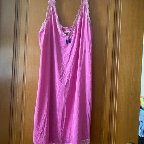 Triumph nightdress used, size 42, pink