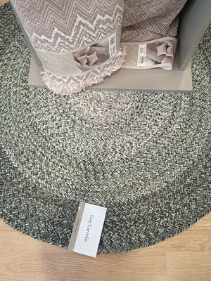 Round rug 110cm 100% cotton new