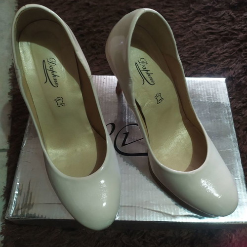 Leather pumps used, beige, size 37, Italian
