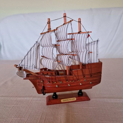 Souvenir ship new