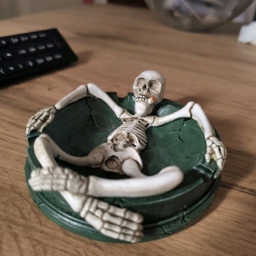 Skeleton Ashtray new, ceramic with detailed design