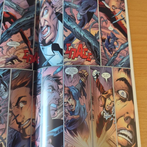 Ultimate Spider-Man Issue 63 comic used, Greek