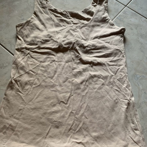 Top like new, size S, beige
