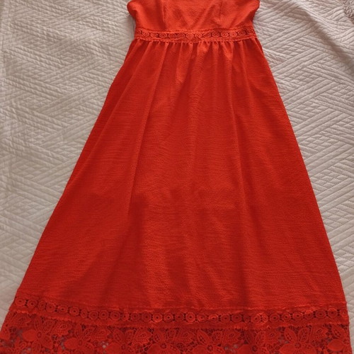 Shein summer dress size M like new, red with lace details