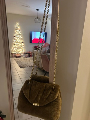 Mango crossbody bag furry brown like new
