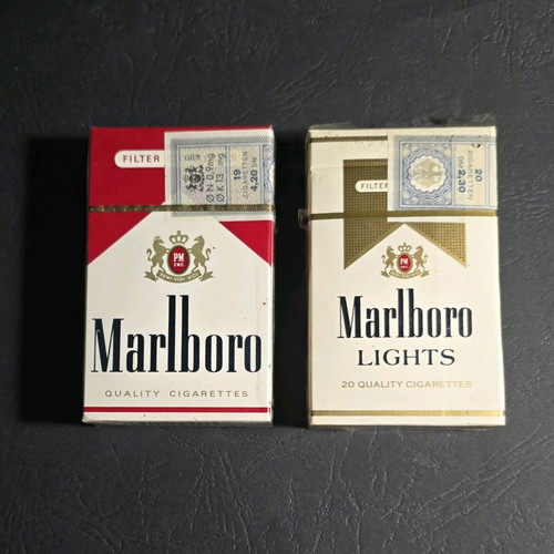 what tobacco is closest to marlboro red Set of 2 Marlboro Red & Lights vintage… - € 47,00