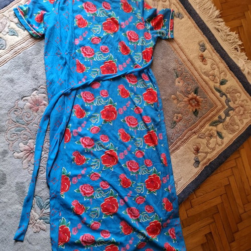 Karavan maxi floral dress like new, size small, blue and red