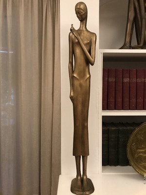 Statue "The Woman with the Dove" bronze used, 1970, Mario Loverdos