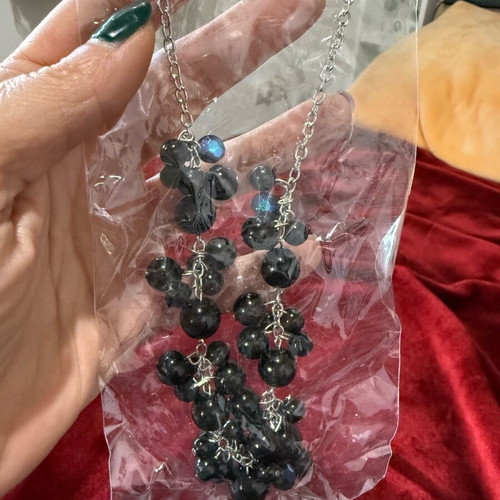 Faux bijoux black necklace new