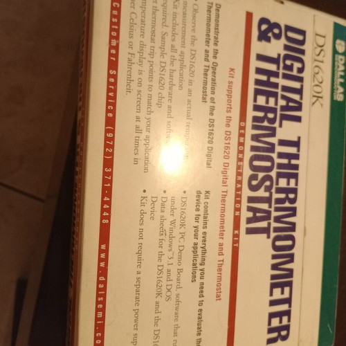 Digital Thermometer and Thermostat Demonstration Kit DS1620K new