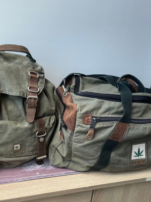 Pure Hemp vintage travel bag set used, green
