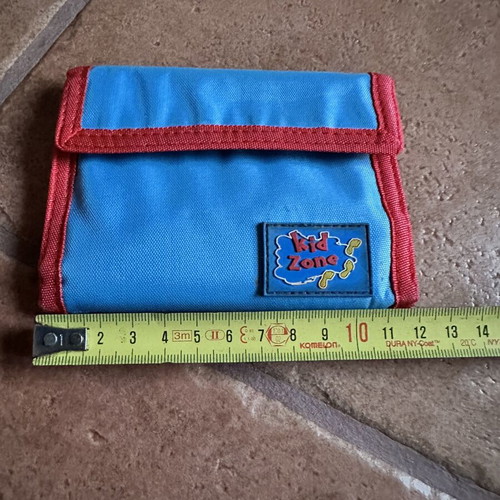 Children's fabric wallet with Velcro like new