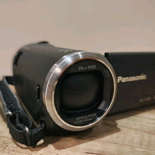 Panasonic HC-V180 Camera like new