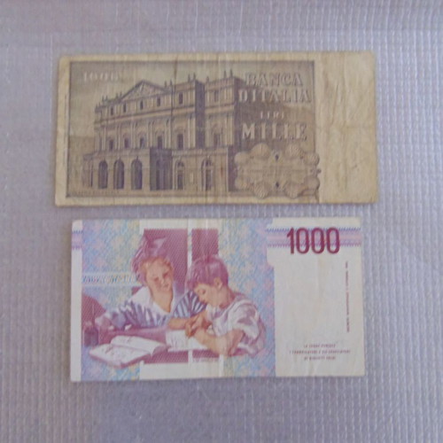 Collectible banknotes used, pack of 10 from various countries