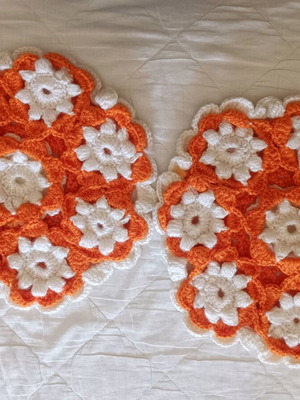Set of 2 knitted decorative pillows handmade new