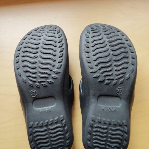 KissMar flip-flops size 37 used, black and green
