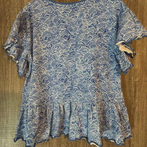 ZY Girls T-shirt like new, age 9-10, 132-138 cm, with ruffles