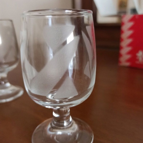 Executive liqueur glasses set of 5, like new, Idee in Vetro