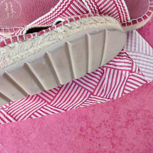 Toni Pons espadrilles slides size 38, like new, red and white