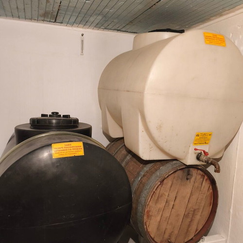 Food Grade Barrels like new, pack of 2, high-quality polyethylene