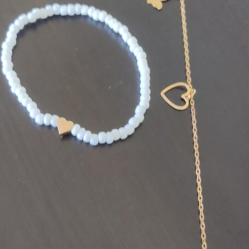 Anklet and white bracelet set like new, gold and white