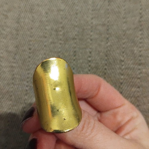 Ring like new, gold-colored
