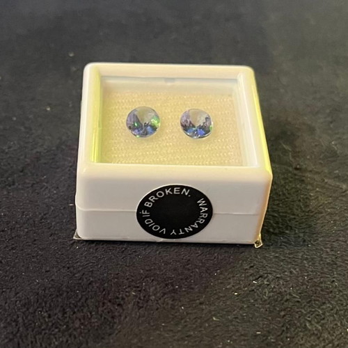 Pair of natural tanzanites 0.85ct & 0.95ct with ALGT certification