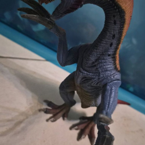 Therizinosaurus Schleich dinosaur figure used