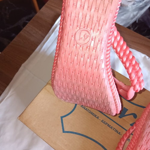 Plastic slippers and Voi&Noi sandals used, size 40-41, brown and pink