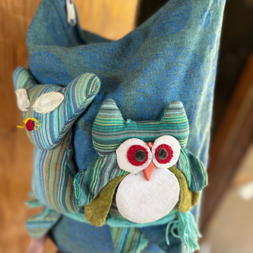 Shoulder bag with owl design boho/vintage like new