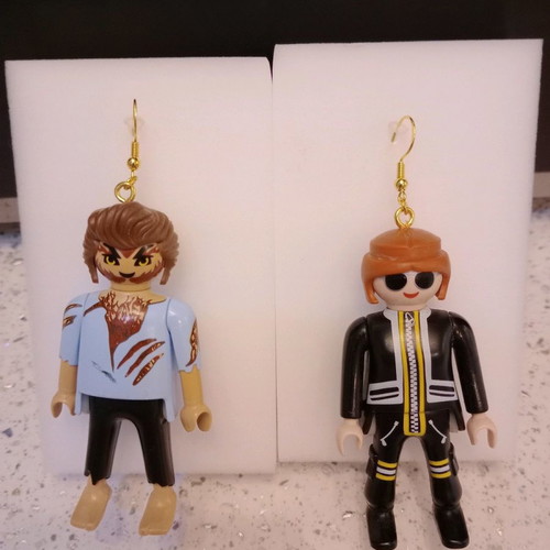 Playmobil earrings!! Rock metal couple!!