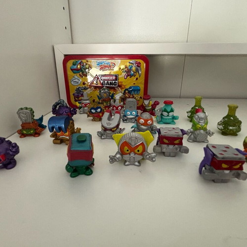 Mega SuperZings Pack with Police Station, Danger Gang Tin & 60+ Figures like new