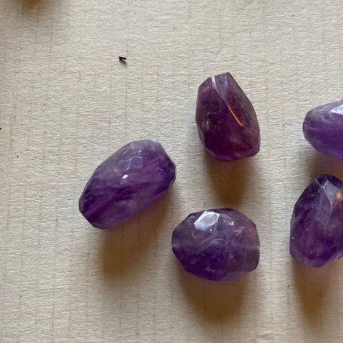 Semi-precious stones and beads for jewelry new