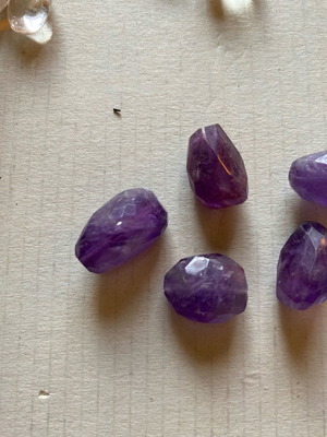 Semi-precious stones and beads for jewelry new