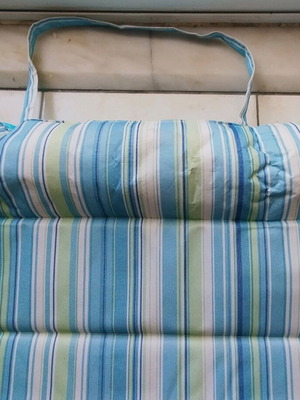 Beach mat with pillow 180x60x1 like new