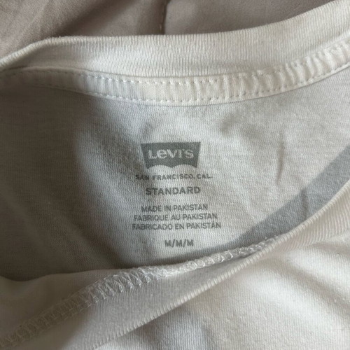 Ανδρικό T-shirt Levi’s medium σαν καινούργιο, άσπρο