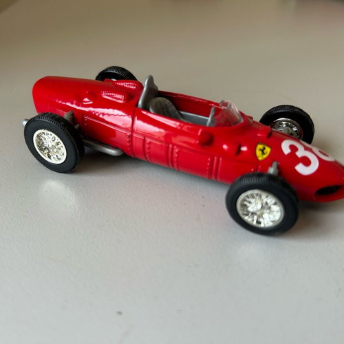 Ferrari model cars 1/43 used, metallic, set of two