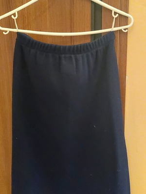 Mini skirt like new, size small