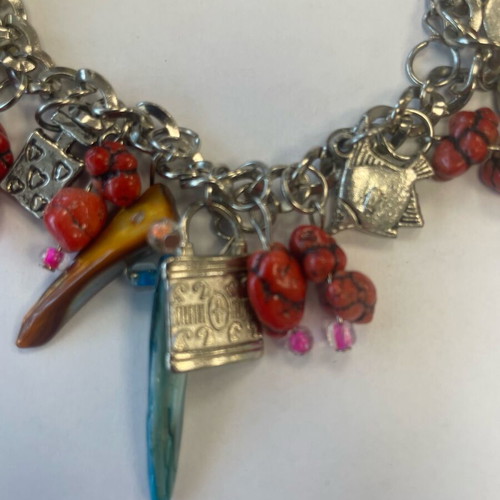 Fashion bracelet new with colorful charms, youthful and playful