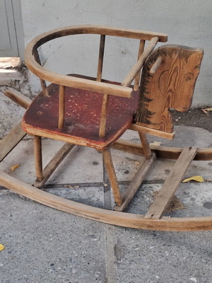 Vintage παιδικό κουνιστό αλογάκι μεταχειρισμένο