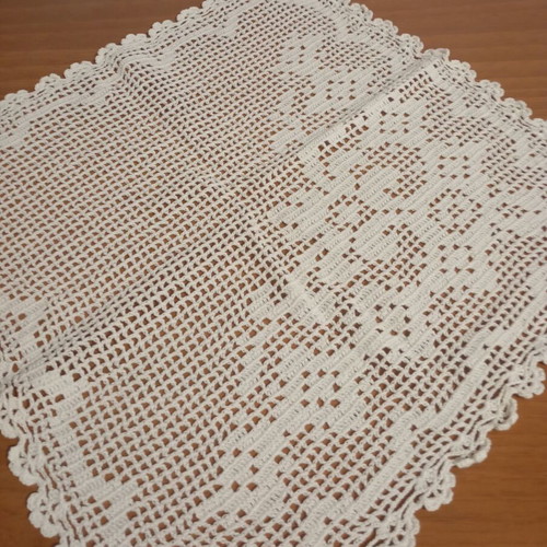 Set of 2 handmade doilies new