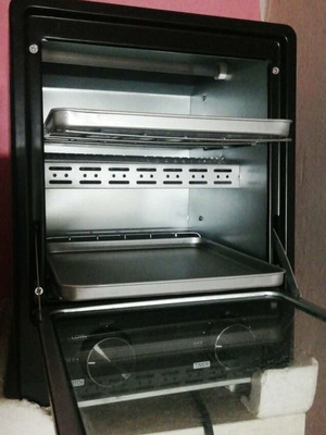 Sterilization oven with infrared for manicure and pedicure tools
