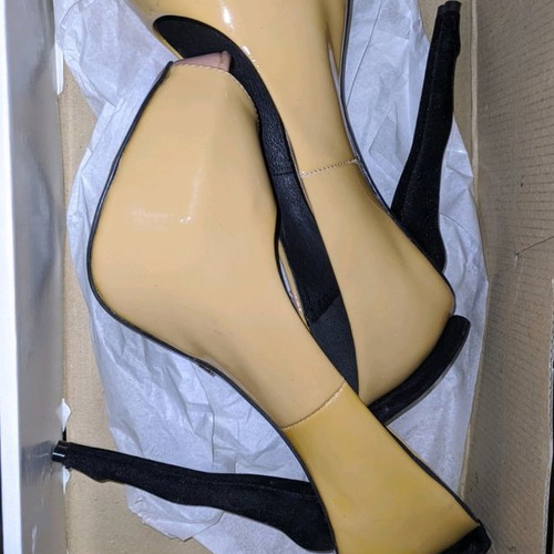 Heels size 39 in perfect condition
