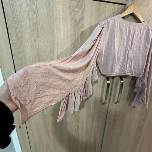 Crop top Jerkins like new, dirty pink with ruffle sleeves