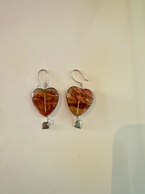 Handmade Murano glass heart earrings in brown topaz shade with silver hooks like new
