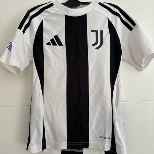 Juventus football shirt 7-8 years new Adidas
