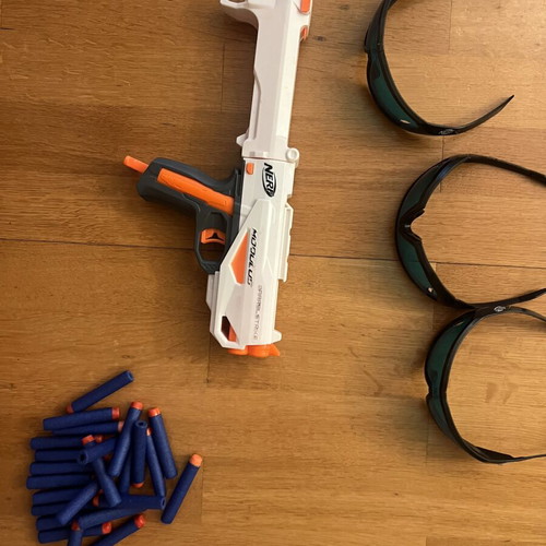 Nerf Modulus BarrelStrike like new with protective glasses