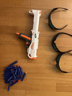 Nerf Modulus BarrelStrike like new with protective glasses