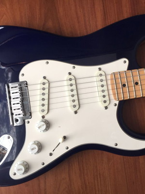 Fender Stratocaster American Standard 1991 Midnight Blue like new