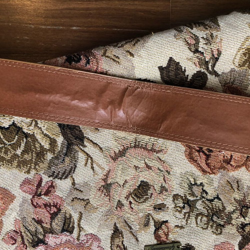Stradivarius set pochette and floral brocade belt like new